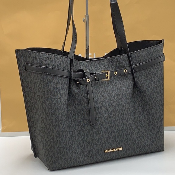 MICHAEL KORS
Emilia Large Logo Tote Shoulder Bag
COLOR Black Signature 
NWT - Picture 1 of 16